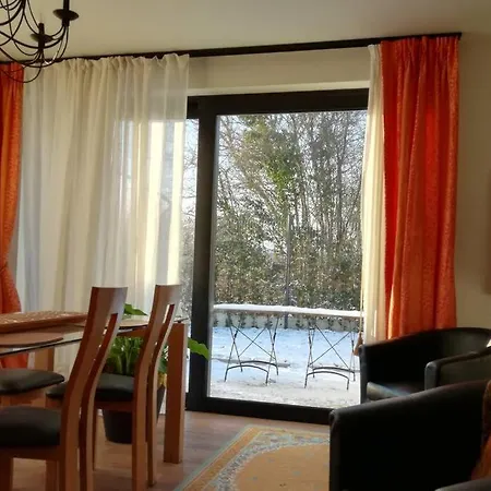 Apartamento Jardin Privatif Et Terrasse Meublee En Ville *